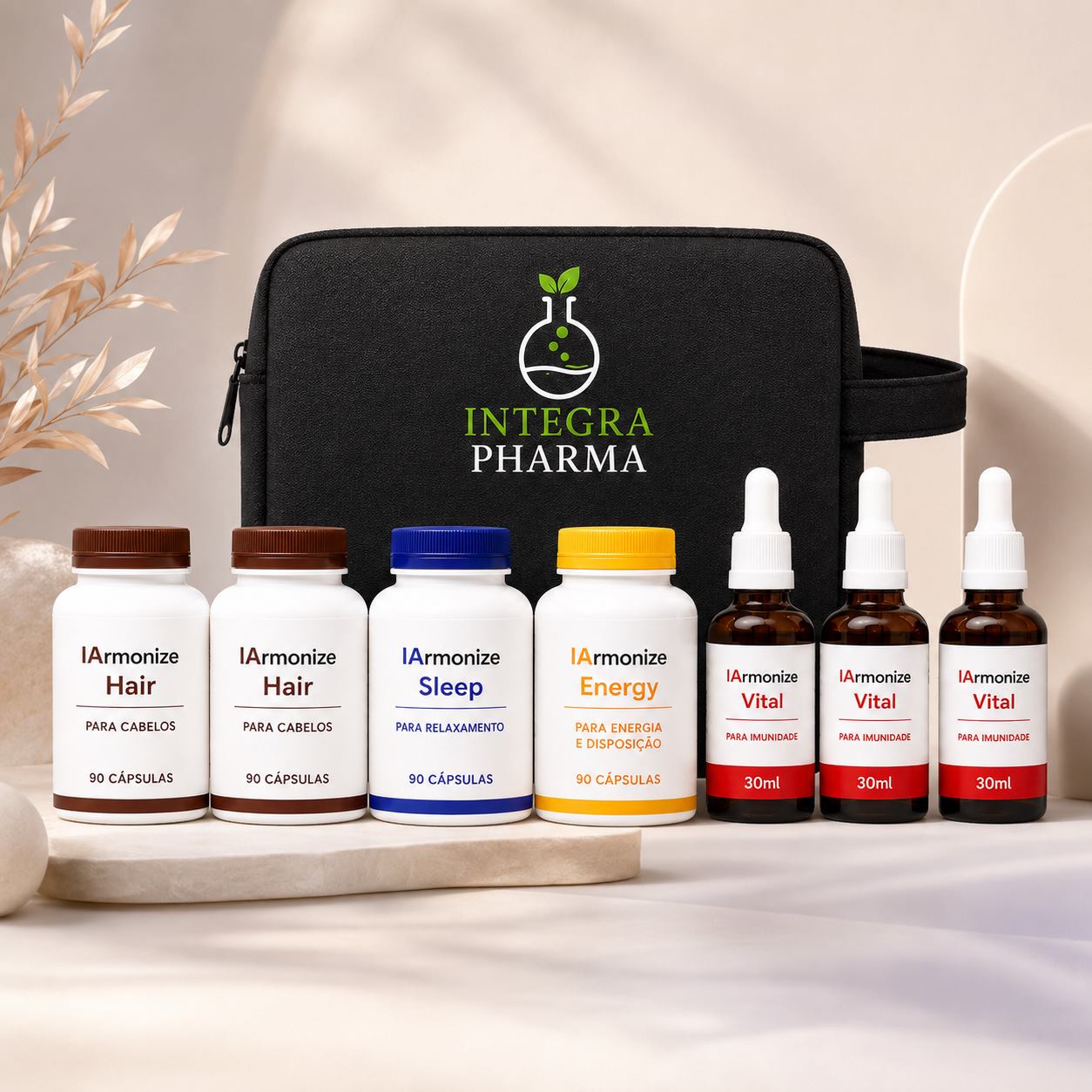 Sete frascos IArmonize à frente da necessaire Integra Pharma: dois Hair, um Sleep, um Energy e três Vital.